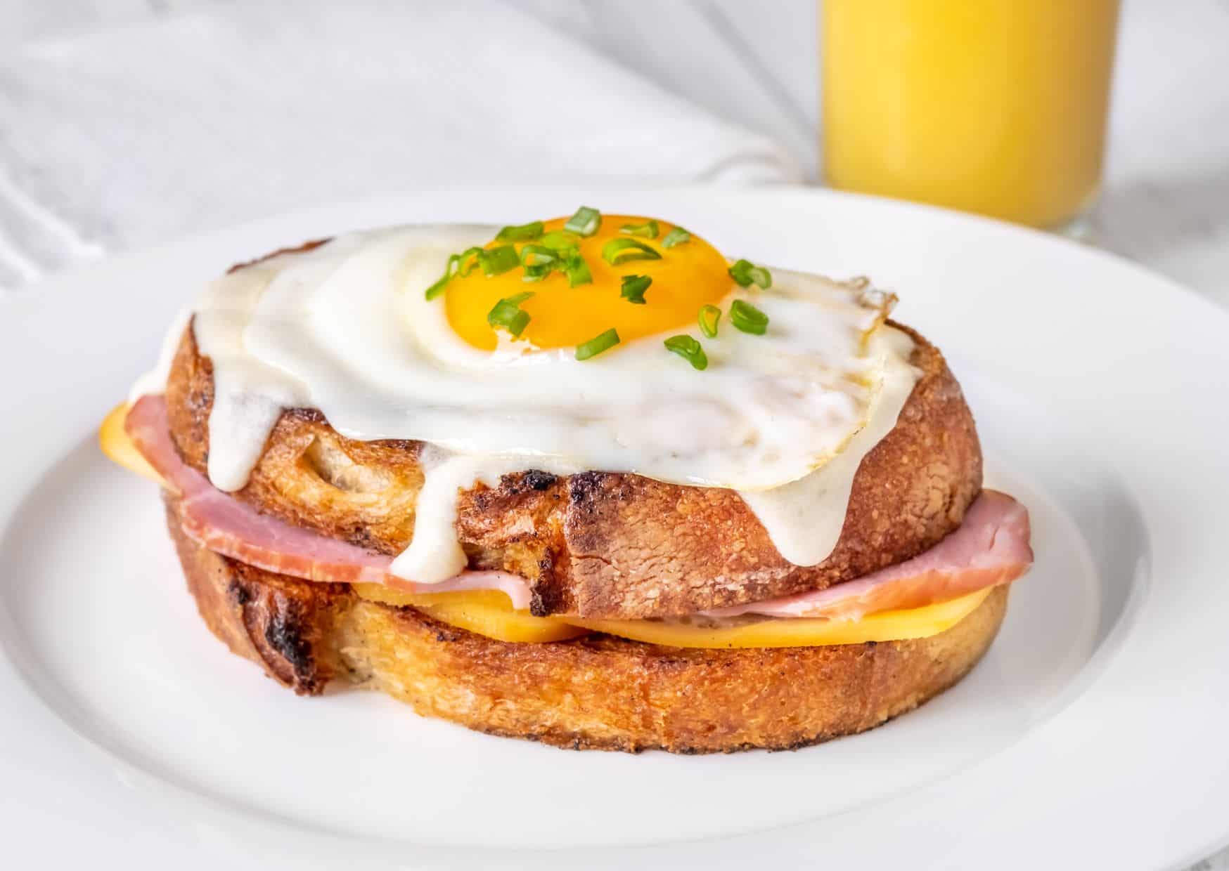 How to Make Croque Madame - Authentic Croque Madame (Recipe Guide)