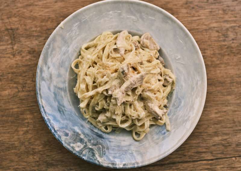 How to Make Fettuccine Alfredo - Authentic Fettuccine Alfredo (Recipe Guide) Tips And Calories
