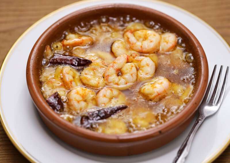 How to Eat in Spain Like a Local - 9 Tips To Eat As A Local When Visiting Spain, 15 Common Mistakes to Avoid in Europe and How to Avoid Them, How to Make Gambas al Ajillo - Authentic Gambas al Ajillo (Recipe Guide)