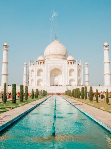 10 Reasons Why Travel Enriches Your Life: Explore, Learn, Grow, 7 Tourist Traps to Avoid in India (Travel Guide) And How To Avoid Them