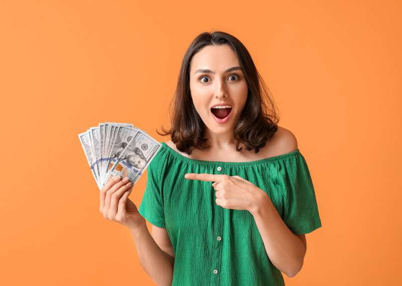 How To Save Money While Traveling