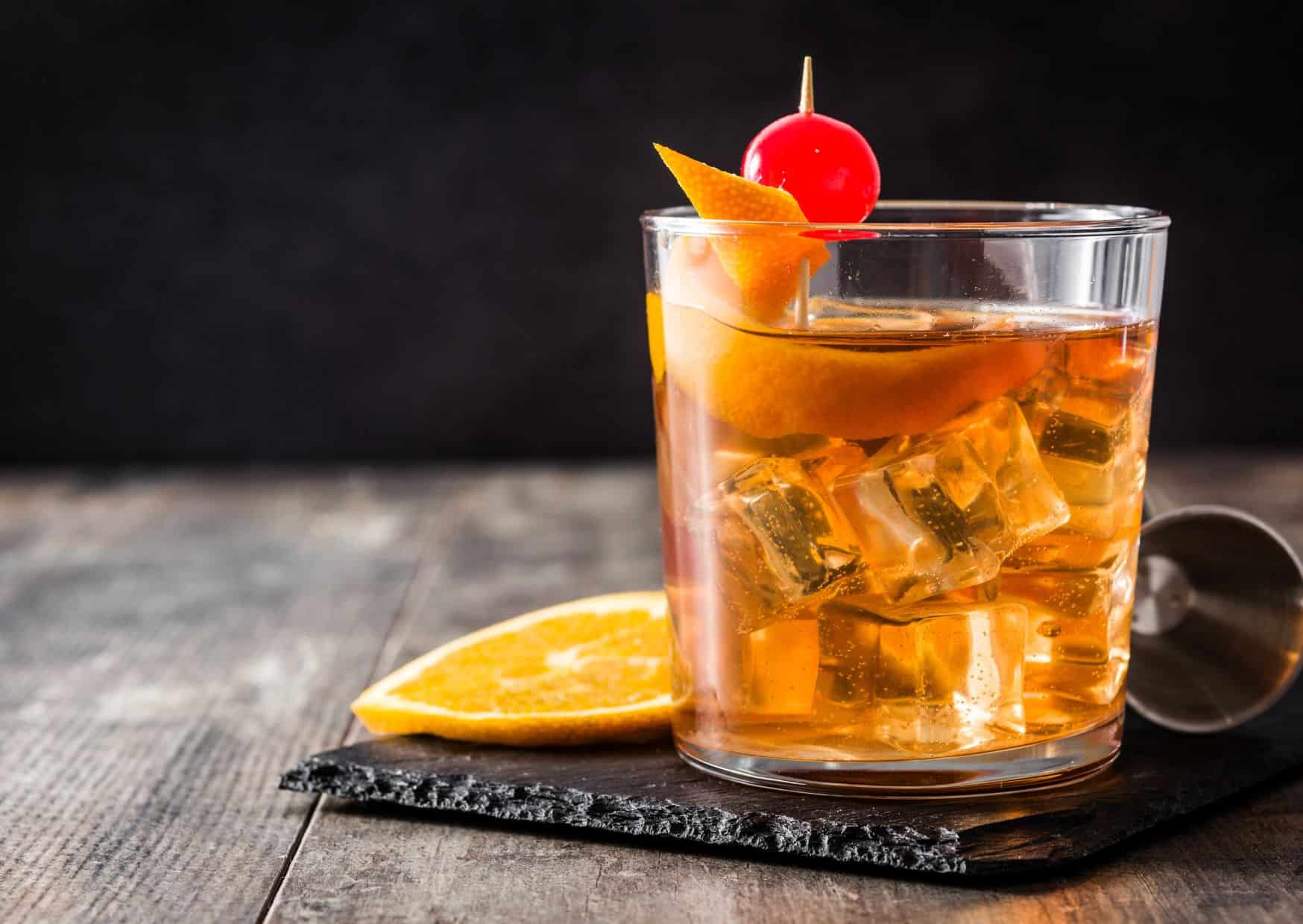 How To Make Old Fashioned Cocktail (Recipe Guide)