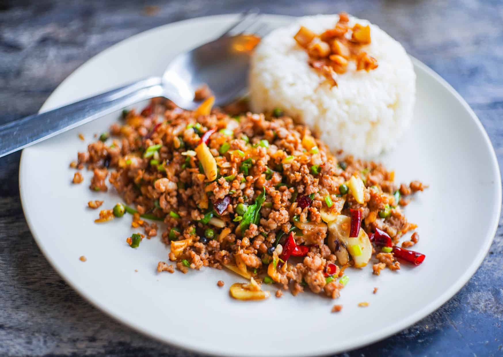 How To Make Pad Kra Pao Moo (Recipe Guide) Tips And Calories
