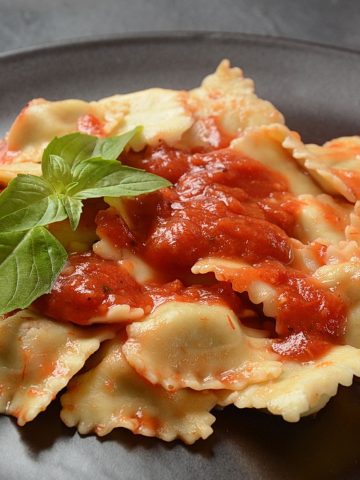 https://discovery-weekly.org/2024/05/20/common-tourist-mistakes-in-venice/, How to Make Ravioli - Authentic Ravioli (Recipe Guide) Tips And Calories