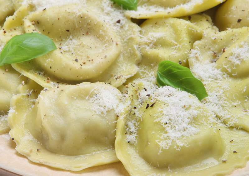 How to Make Ravioli - Authentic Ravioli (Recipe Guide) Tips And Calories