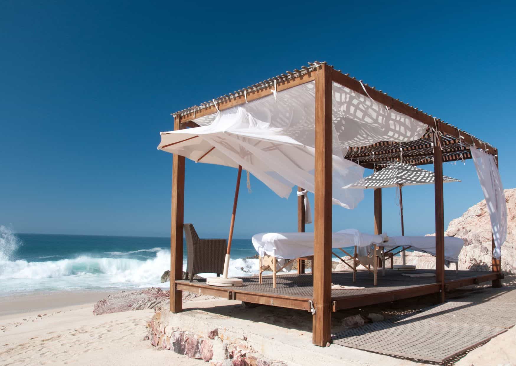 7 Tourist Traps to Avoid in Cabo And How To Avoid Them