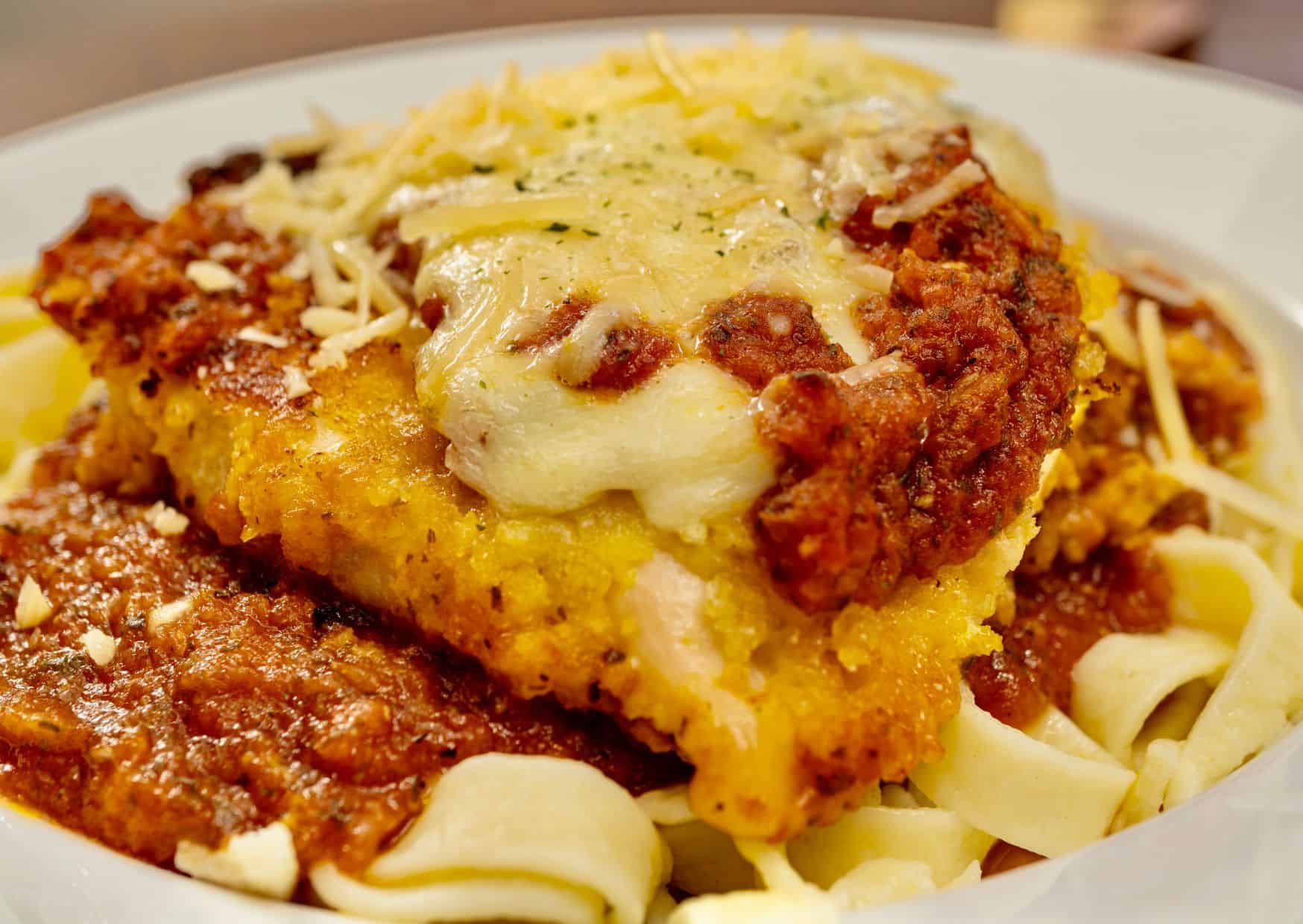 How to Make Chicken Parmesan That’s Crispy, Cheesy, and Never Soggy 1 How To Make Chicken Parmesan (Recipe Guide) Tips And Calories