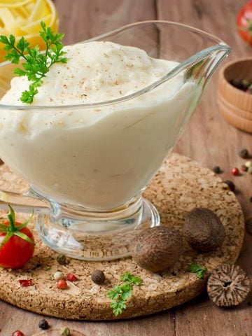 How To Make a Perfect Béchamel Sauce (Recipe Guide)