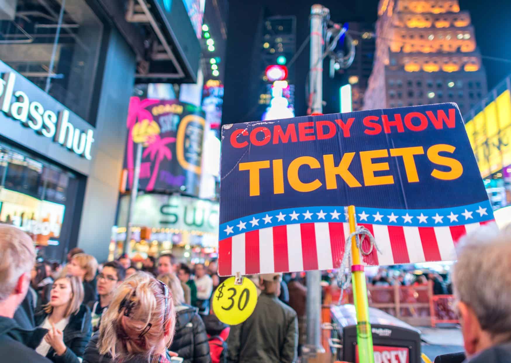 Most Popular Tourist Traps in New York (Travel Guide)