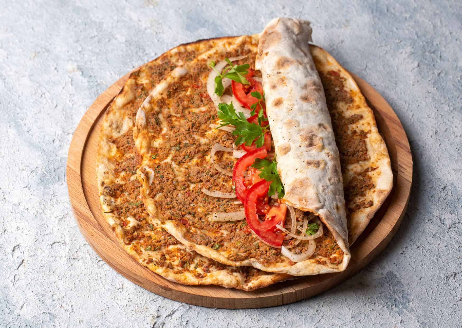 How To Make Turkish Lahmacun (Recipe Guide)