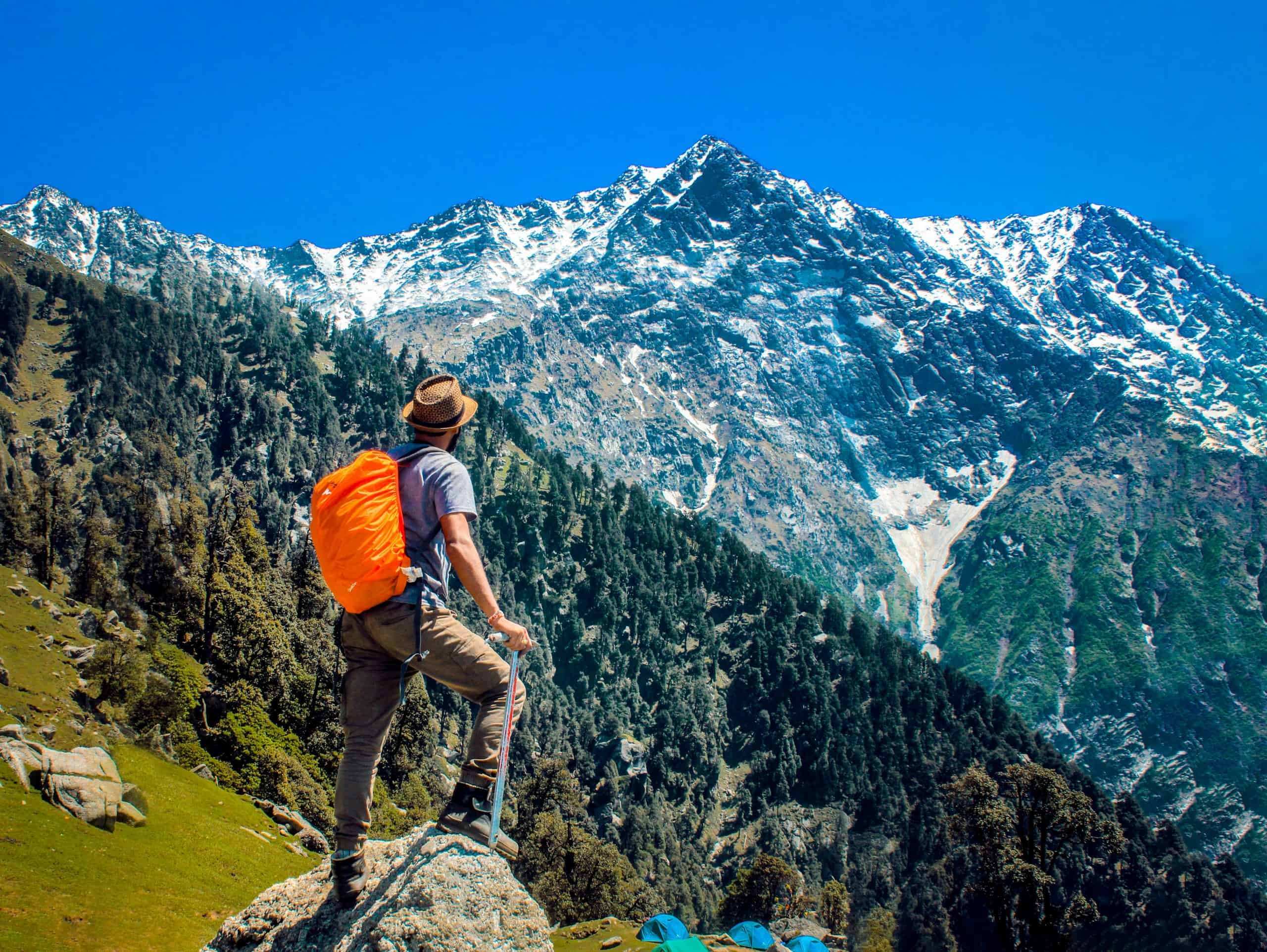 Travel Tips for Contact Lens Wearers