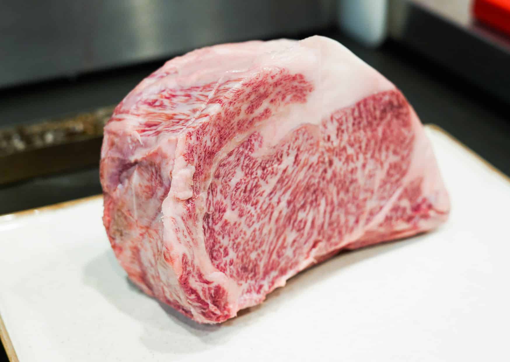 Americans Obsess Over Tender Steak: Basques Prefer Txuleton With Serious Character 2 How To Make Spanish Txuleton Beef Steak (Recipe Guide)