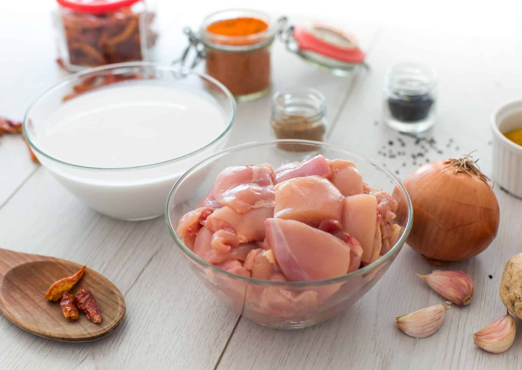 How to Make Chicken Marbella (Recipe Guide), How To Make Spicy Chicken Curry (Recipe Guide)