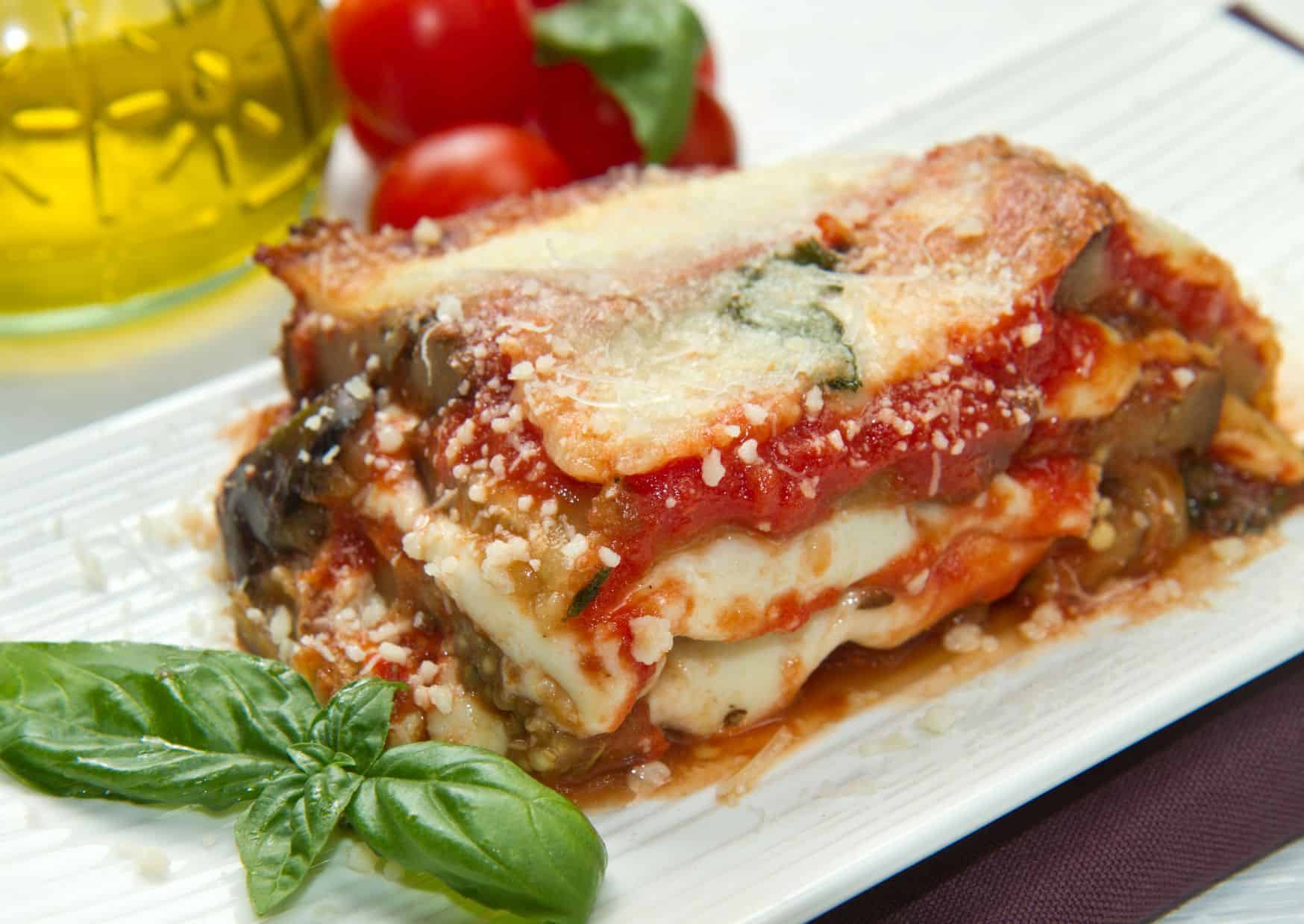 If Your Eggplant Parmigiana Turns Watery, You’re Probably Missing This Step: How to Make Eggplant Parmigiana That Tastes Like Southern Italy 1 How To Make Homemade Eggplant Parmigiana (Recipe Guide)