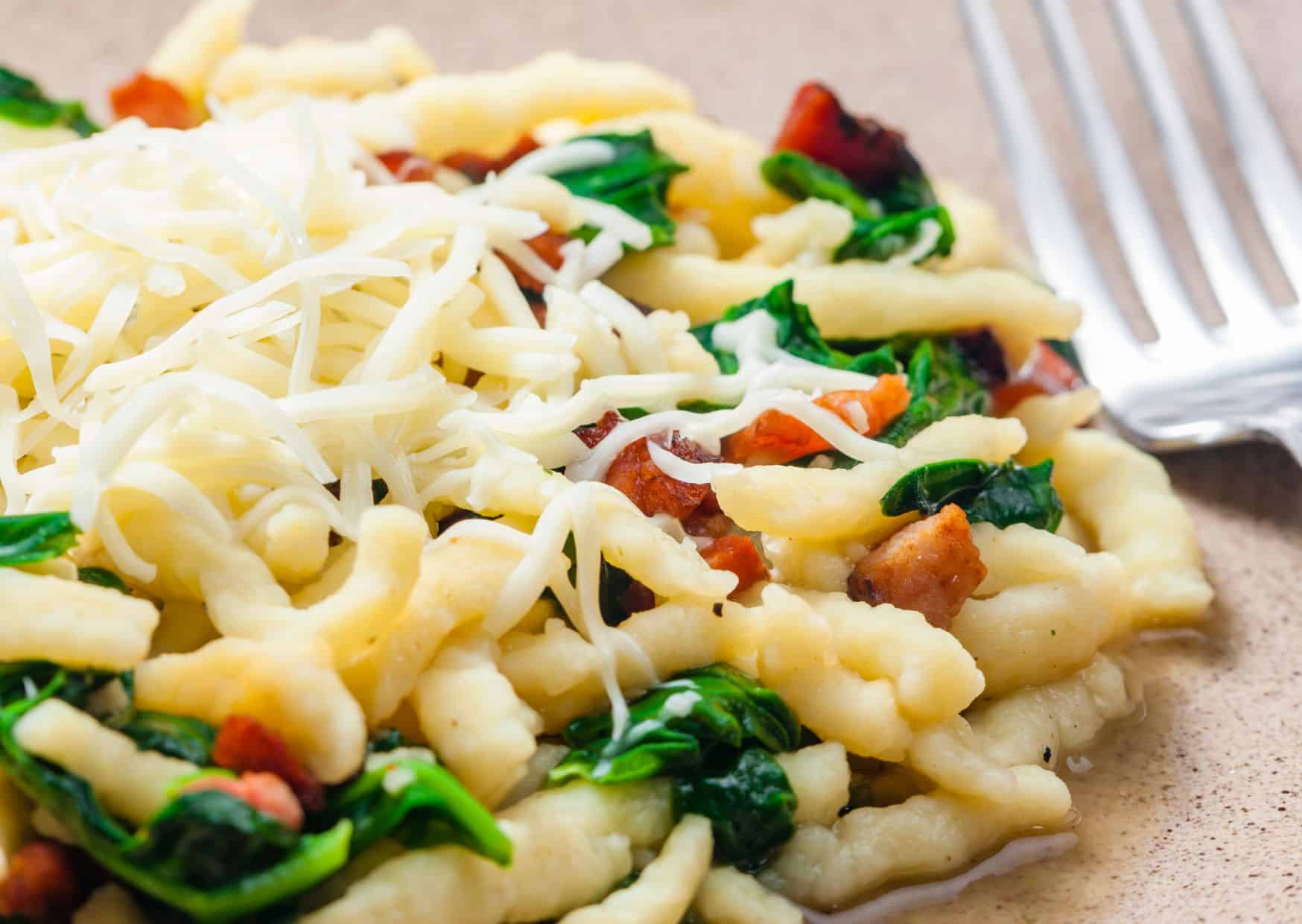How to Make German Spätzle Dumplings (Recipe Guide)
