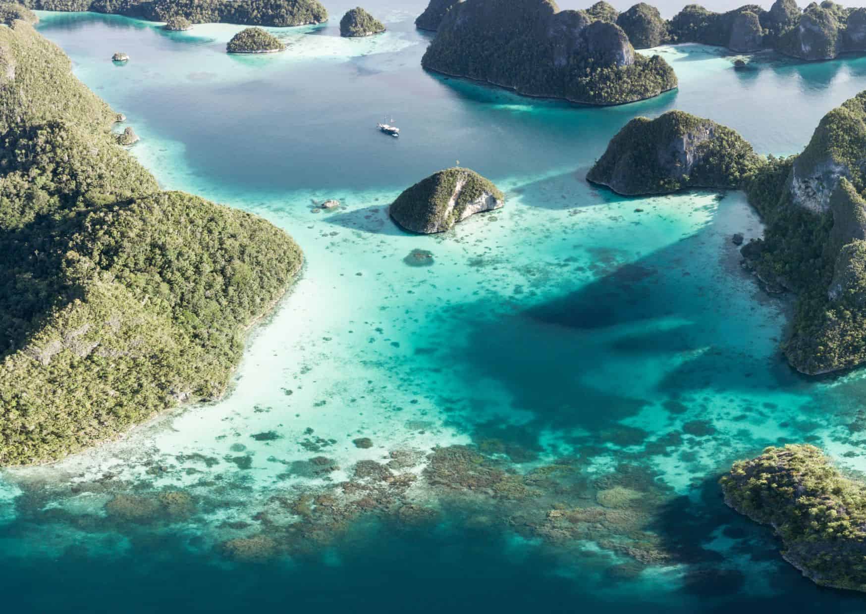The Best Bora Bora Alternatives Most Travelers Still Don’t Know About: These 17 Islands Give You Paradise for Less 11 Raja Ampat