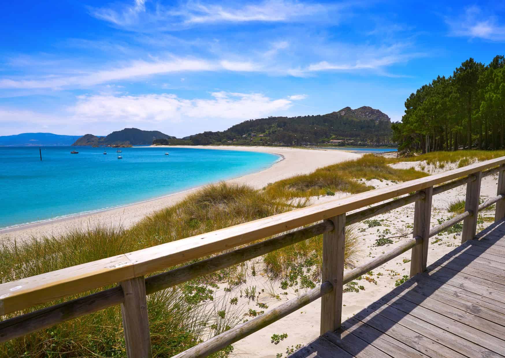 7 Most Popular Beaches in Spain To Visit For Locals