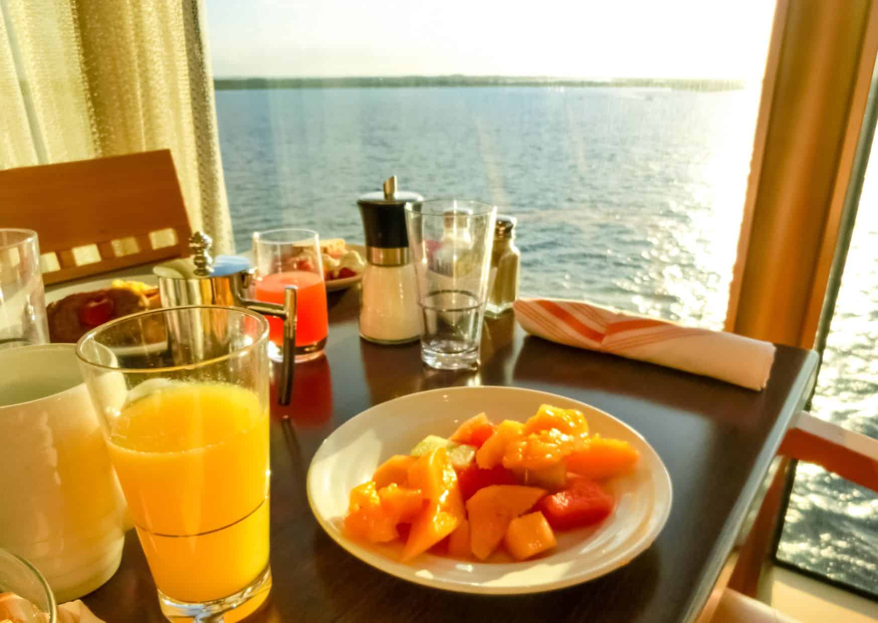 13 Worst Destinations For Foodies To Visit Around The World
