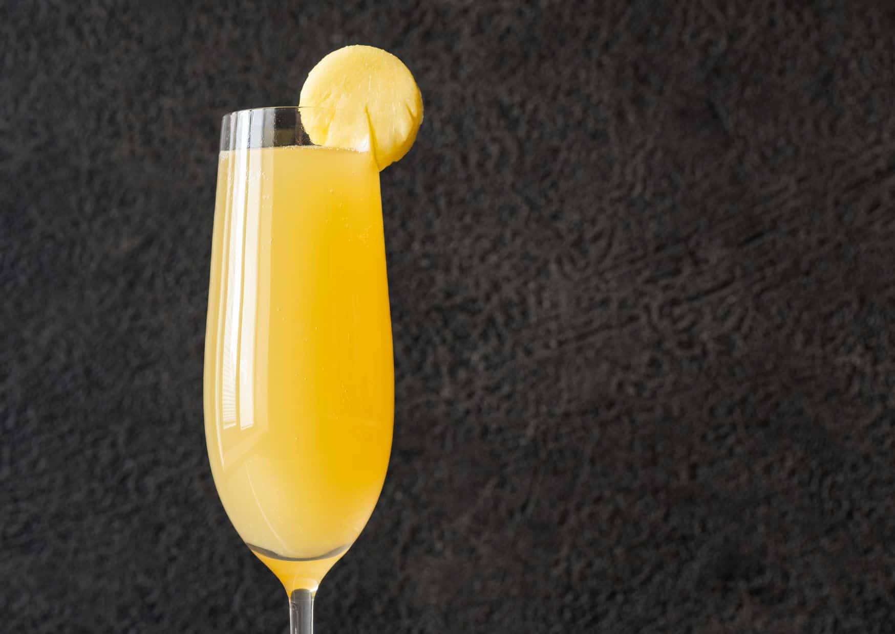 How to Make a Classic Mimosa Cocktail (Recipe Guide)