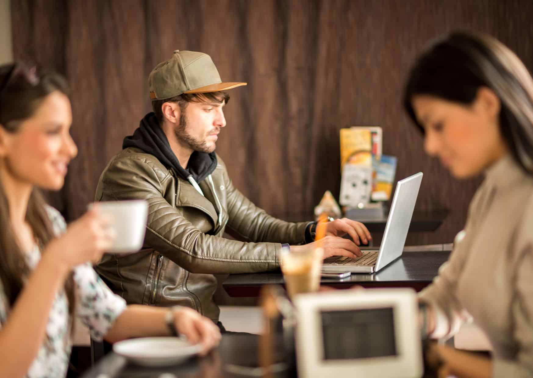 Why Everyone’s Packing Up and Moving to Spain, 7 Best Apps for Digital Nomads, New Digital Nomad Visa In Italy And Best Places For Digital Nomads In Italy