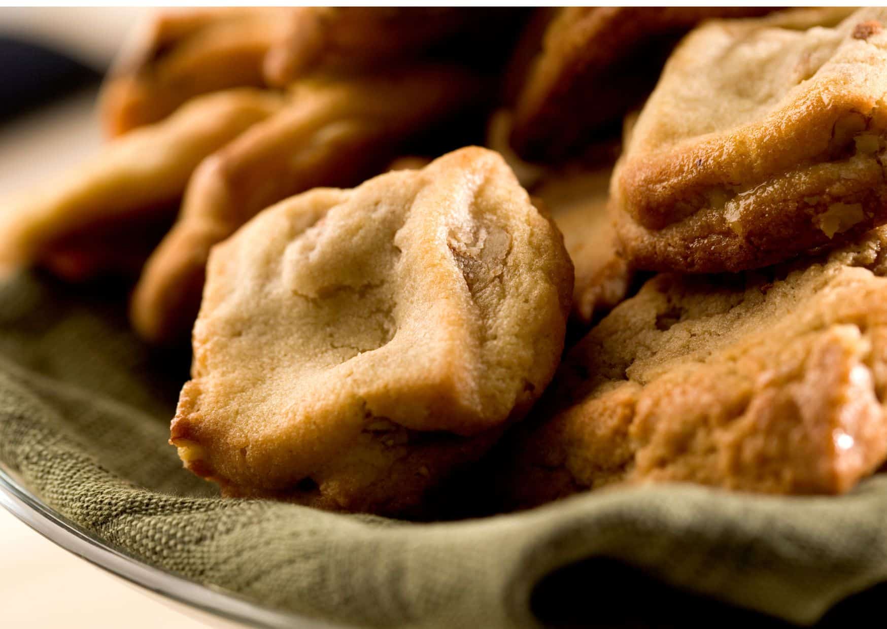 How To Make Peanut Butter Cookies (Recipe Guide)