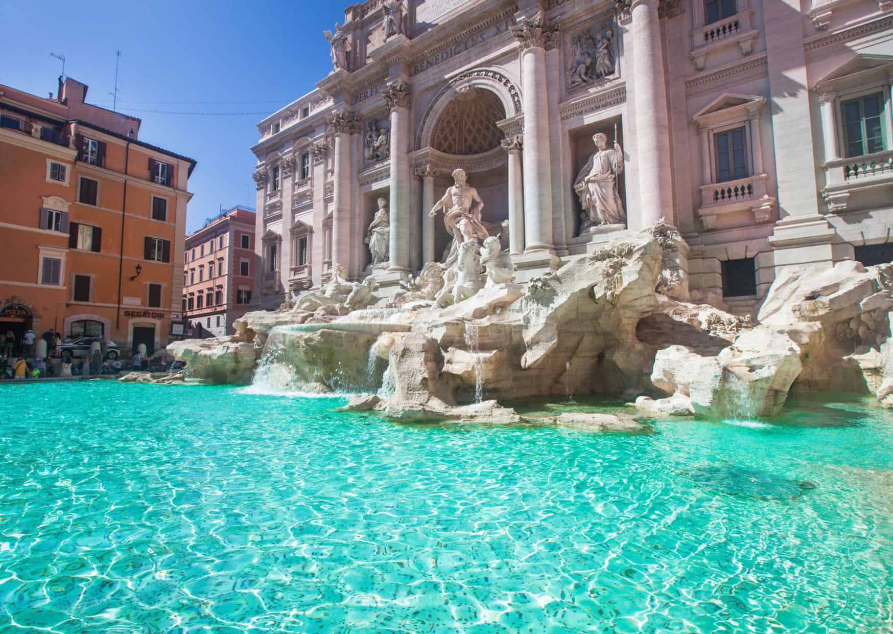 15 Most Popular Tourist Traps in Italy And How To Avoid Them 1 15 Most Popular Tourist Traps in Italy And How To Avoid Them, 20 Interesting Facts About Italy That You Didn’t Know, Best Months to Visit Rome: What to Do and What to Eat