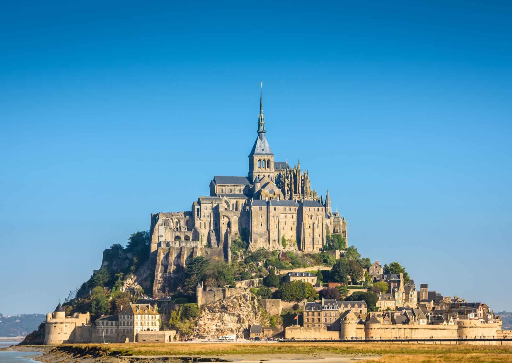 15 Most Beautiful UNESCO Sites to Visit in Europe, 15 Common Tourist Traps In France and How to Avoid Them, North France Vs South France Which Is Better For Travel And Food