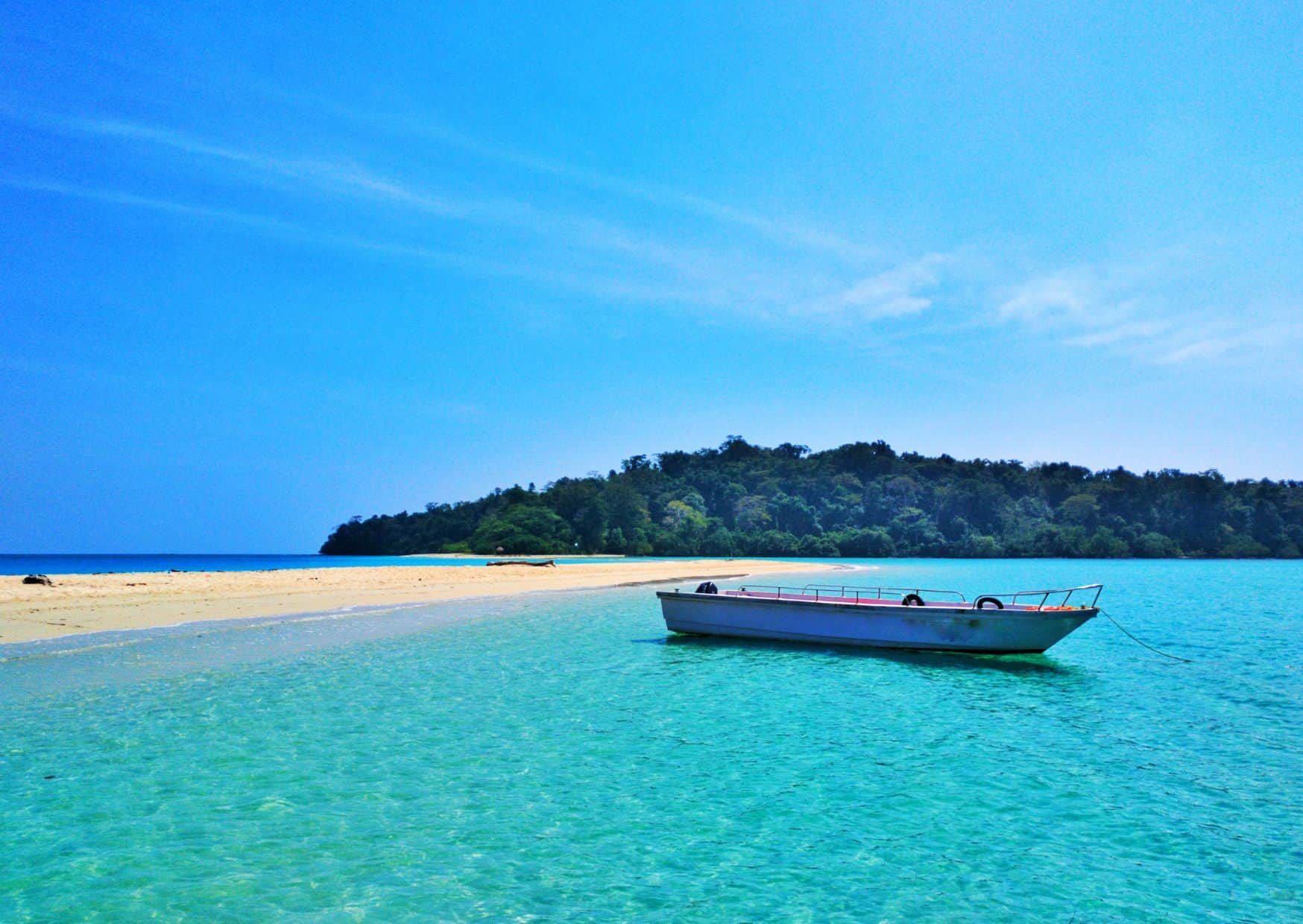 Forget About the Maldives in Asia and Visit These Places Instead, Alternatives to visit Maldives
