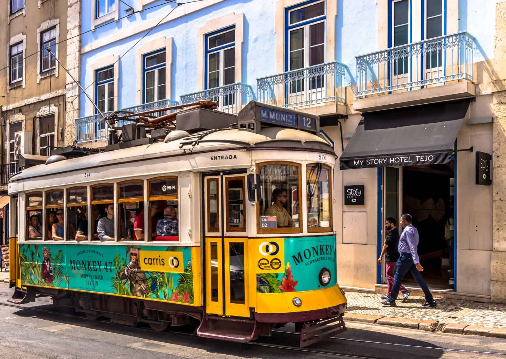 Rules About Tipping in Portugal: Travel Guide