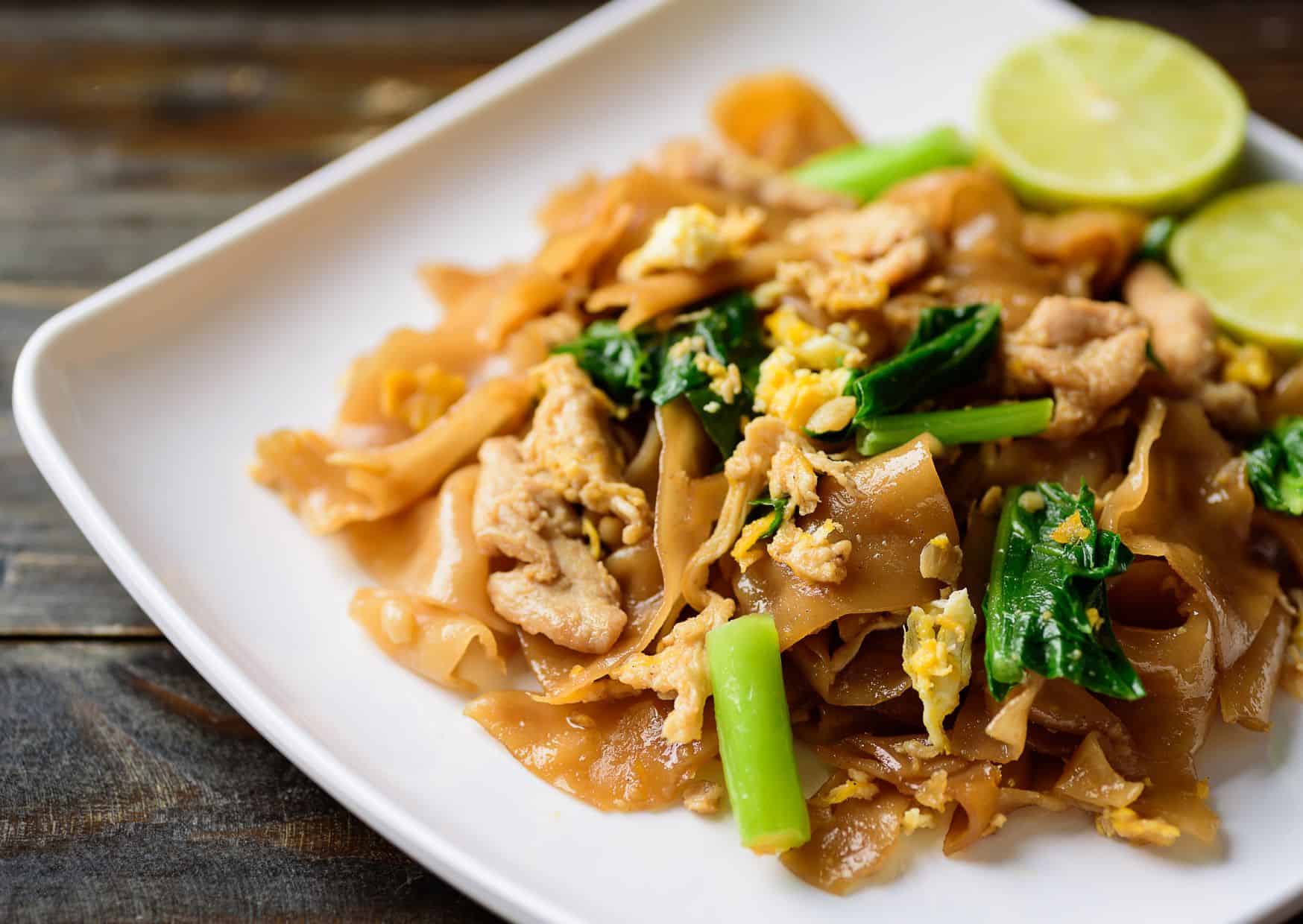 Pad See Ew (Stir-Fried Soy Sauce Noodles)