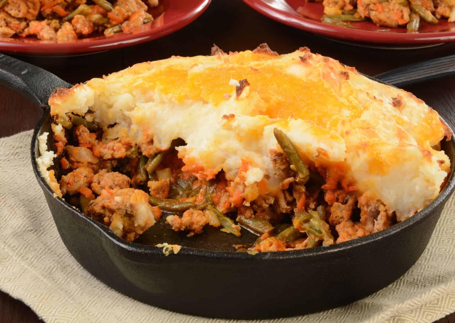 Stop Ordering These Tourist-Famous Dishes: Tourists Line Up for These Dishes But Locals Walk Right Past 14 How to Make Homemade Shepherd’s Pie (Recipe Guide)