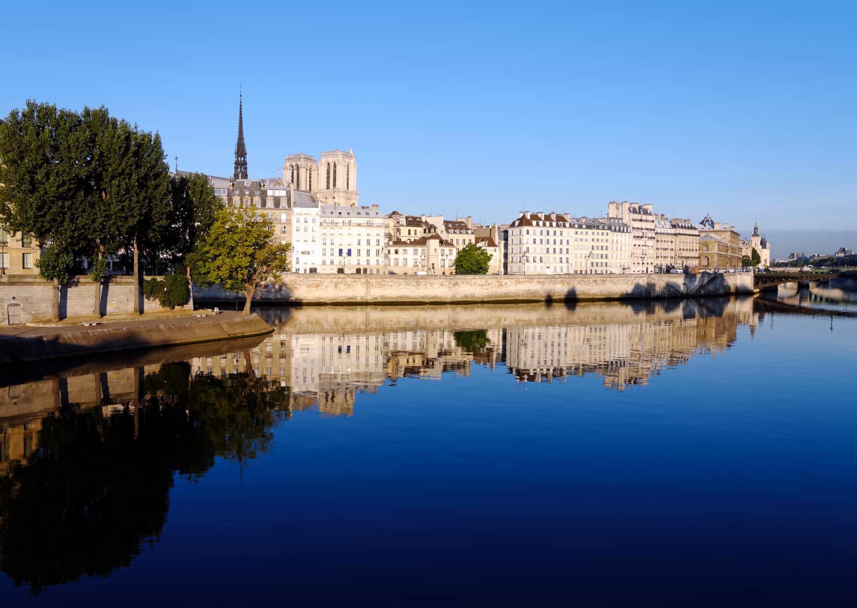 Forget About the Eiffel Tower in Paris and Visit These Places Instead 14 Île de la Cité and Île Saint-Louis