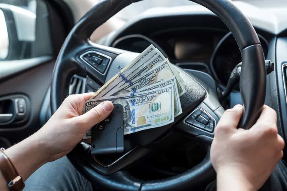 Americans Think These Tricks Save Money But Europeans Know Better: 9 American Travel “Hacks” Europeans Secretly Laugh At 6 9 American Travel ‘Hacks 6
