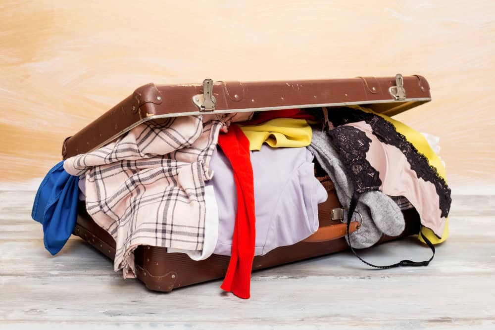 Americans Think These Tricks Save Money But Europeans Know Better: 9 American Travel “Hacks” Europeans Secretly Laugh At 5 9 American Travel ‘Hacks 8