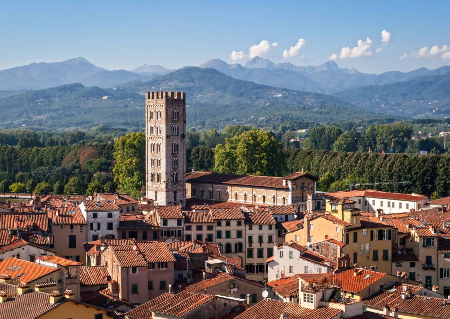13 Most Beautiful Medieval Cities in Italy 7 Lucca