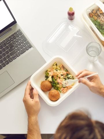 Why European Remote Workers Never Make These 13 American Mistakes