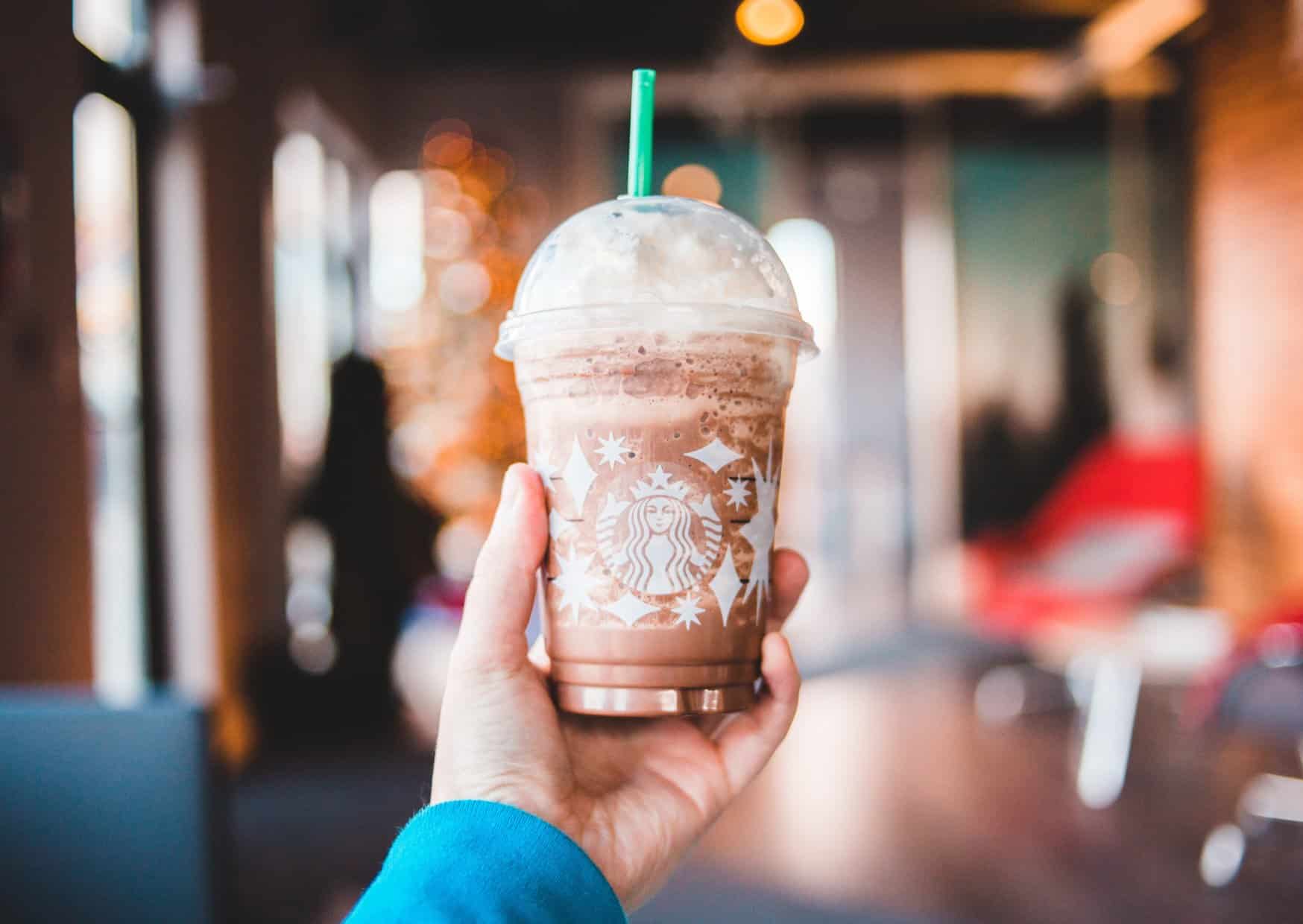 8 Morning Habits That Instantly Mark You as an American in Europe 3