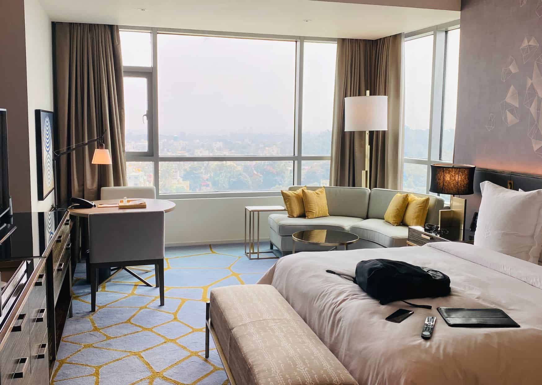 10 Unspoken Rules of Hotel Stays: What to Do and What to Avoid