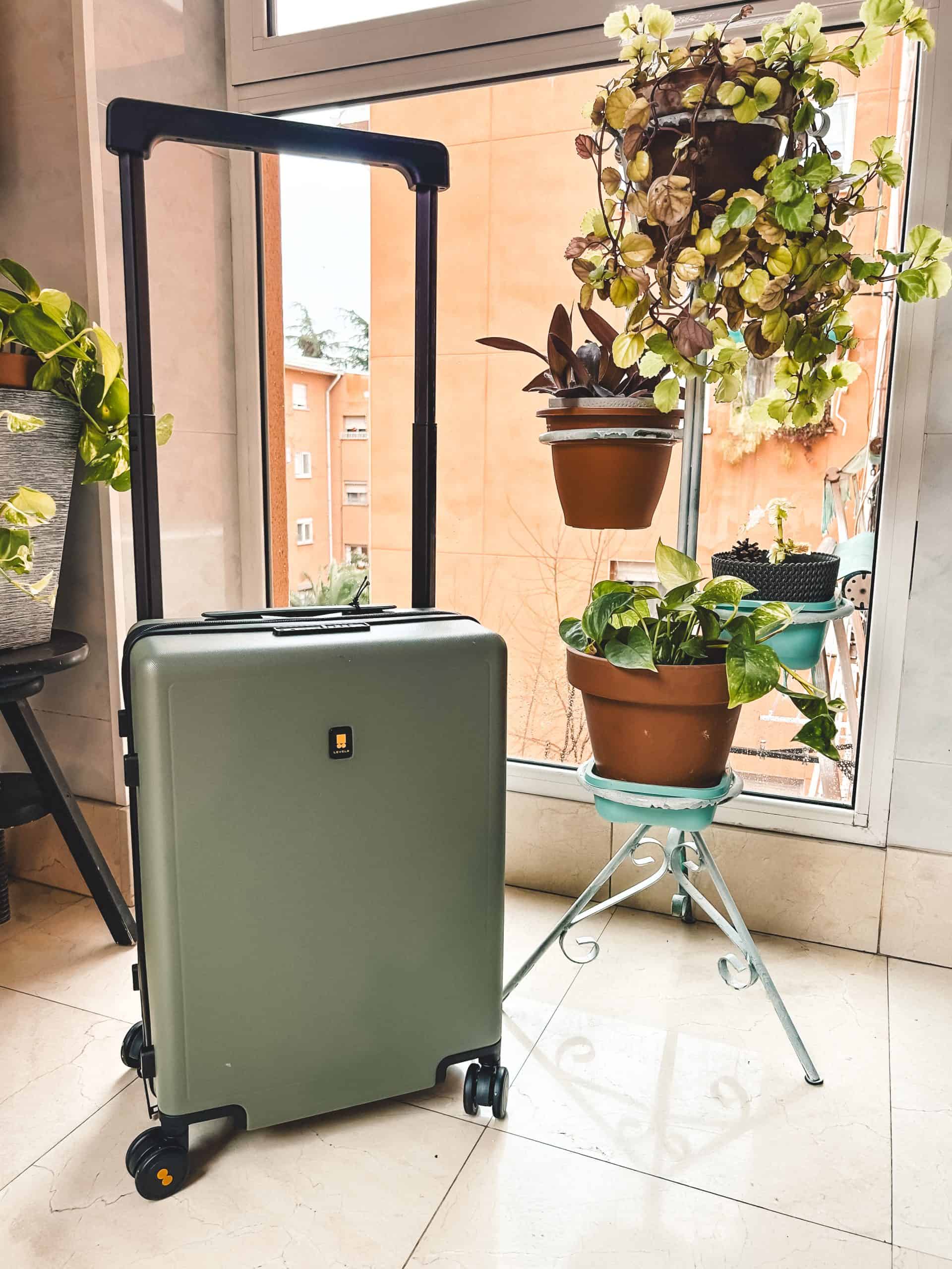 A Detailed Review of Level8’s Road Runner & Voyageur Carry-Ons 3 IMG 2790 2 scaled