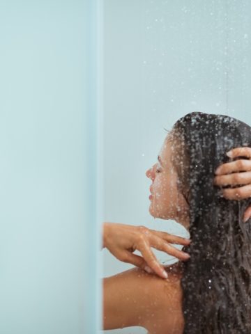 How Europeans Survive Without Air Conditioning in Summer—While Americans Crank the Thermostat and Burn Cash