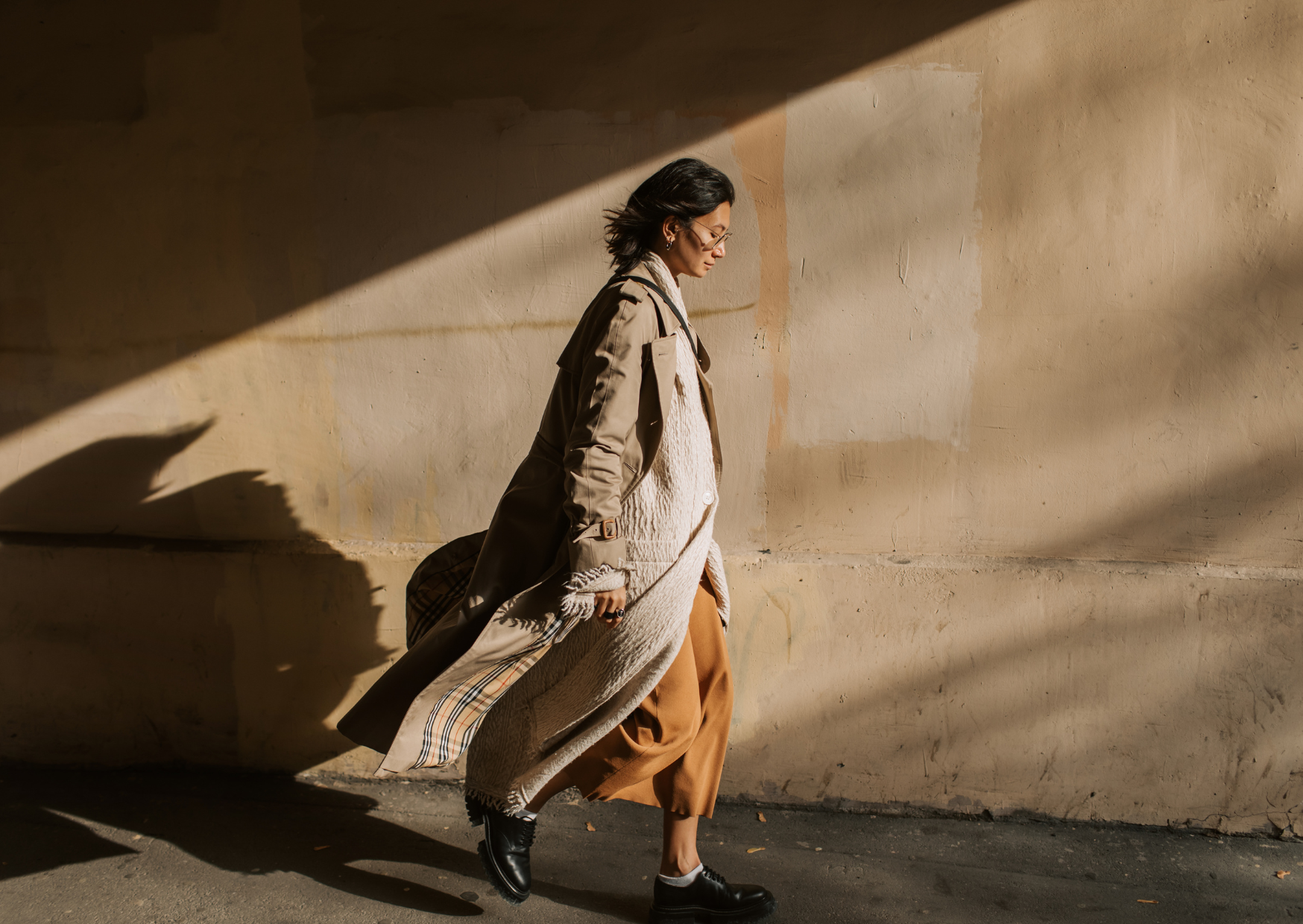 What European Women Wear That Turns Heads But Confuses Americans 8