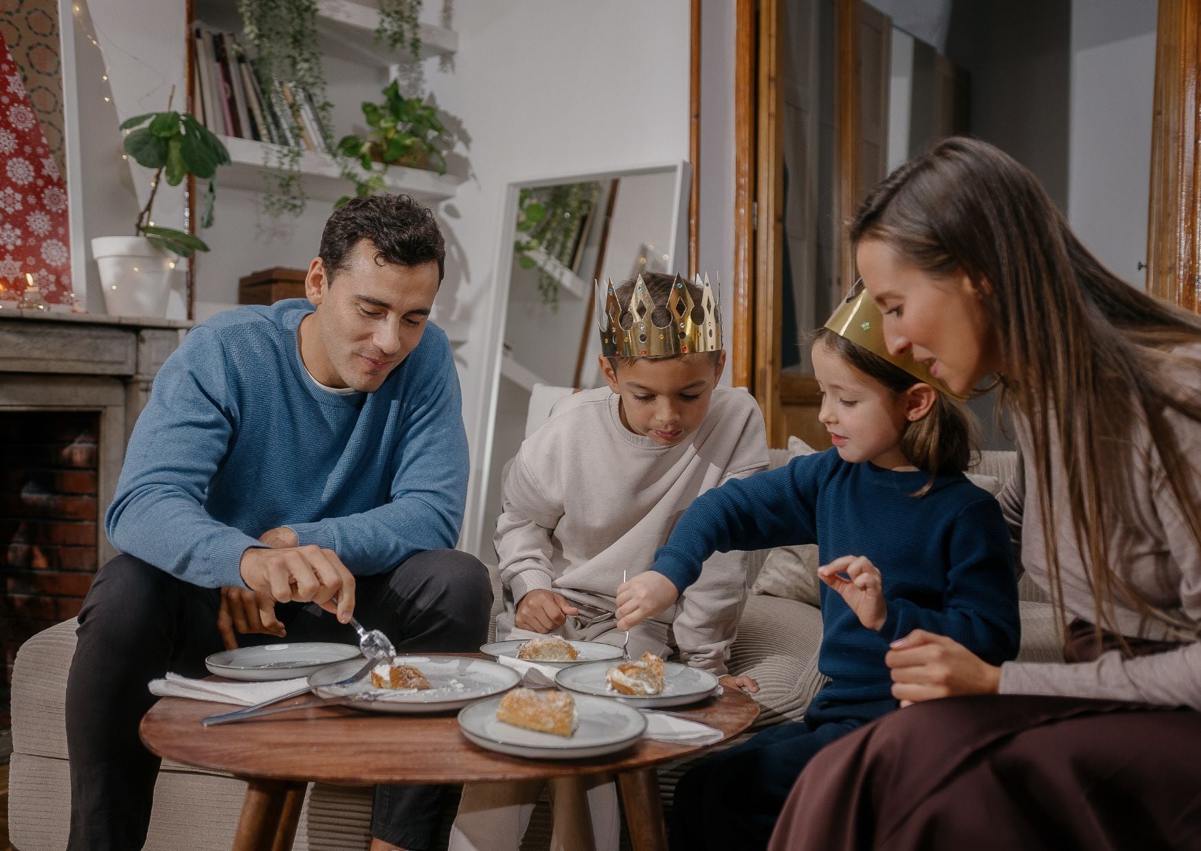 Why Spanish Families Eat Dinner at 10 PM — And What It Reveals About Their Deeply Rooted Cultural Rhythm 3 Why Spanish Families Eat Dinner at 10 PM And What It Says About Their Culture