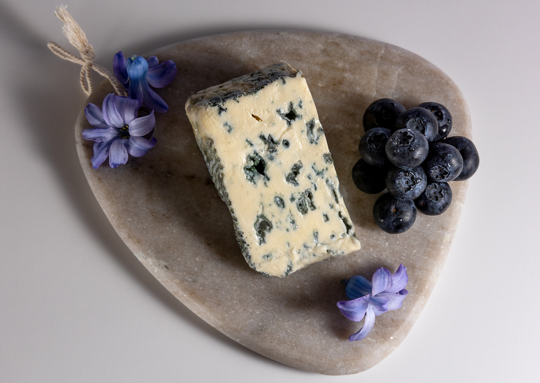 The Cheese Mold Europeans Eat That American Poison Control Says Is Toxic 3 Cheese Mold Europeans Eat 6
