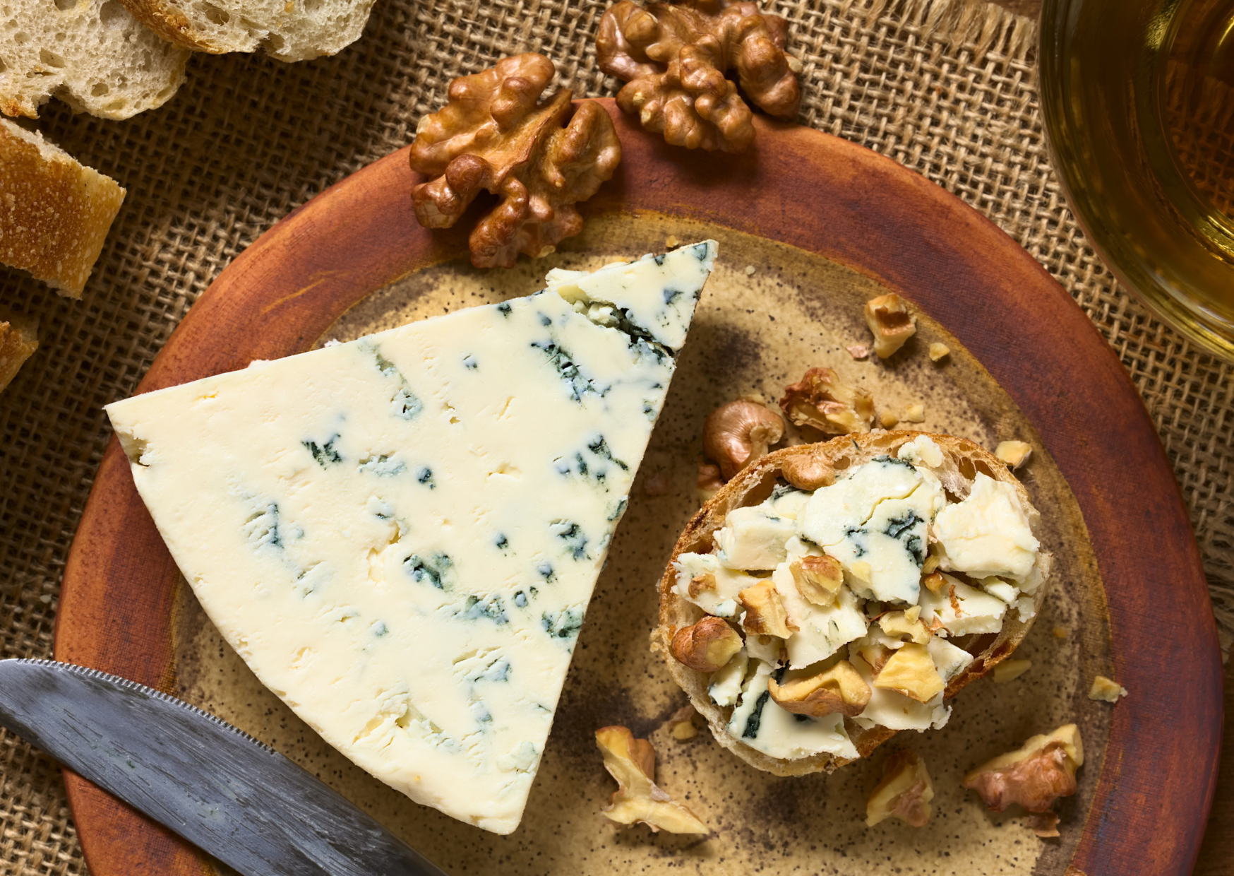 The Cheese Mold Europeans Eat That American Poison Control Says Is Toxic 5 Cheese Mold Europeans Eat 7