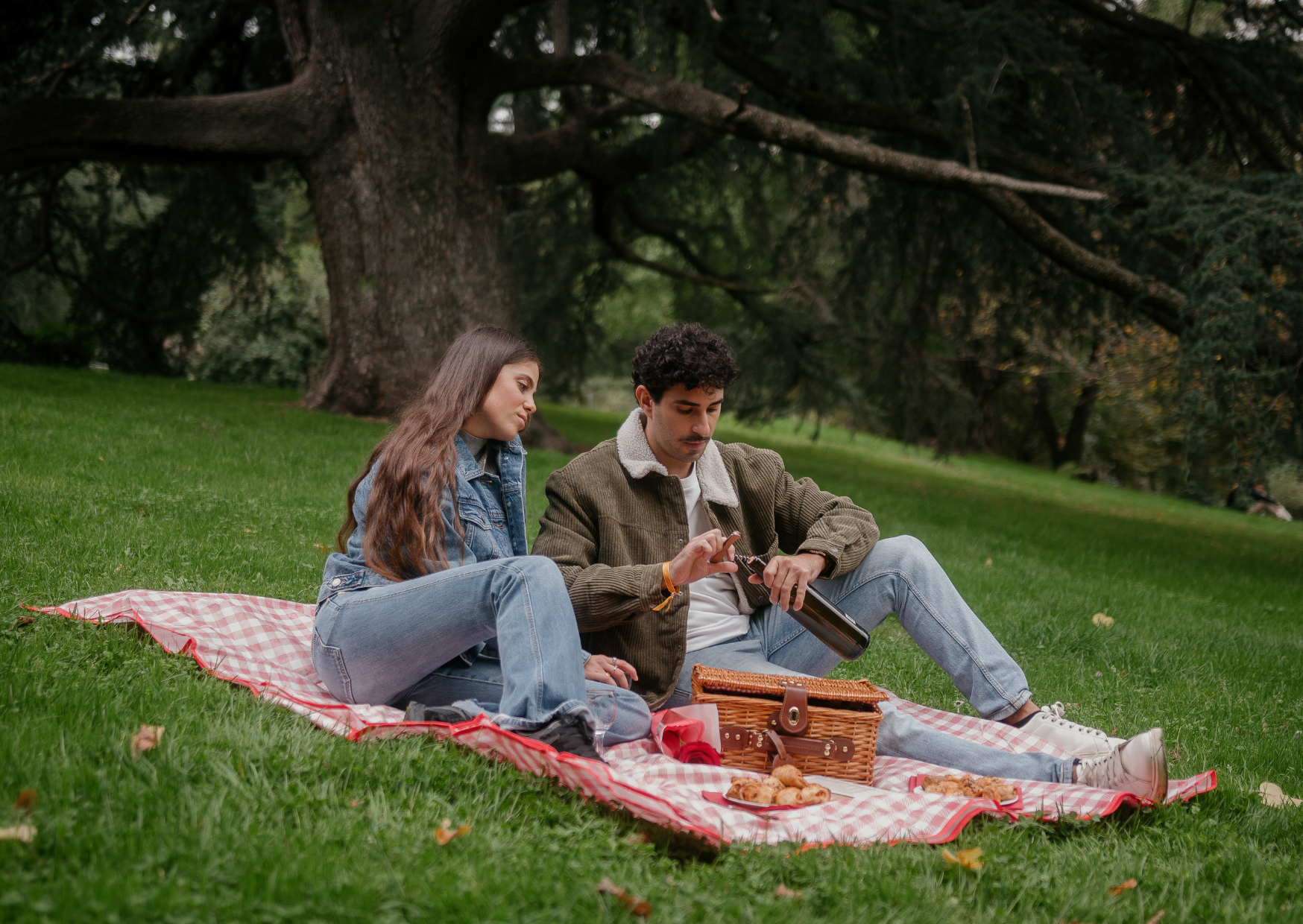 Spanish Couples Don’t Wait for Romance to Happen: They Build It Into the Week 3 Intimacy Rhythm Spanish Couples Maintain 6