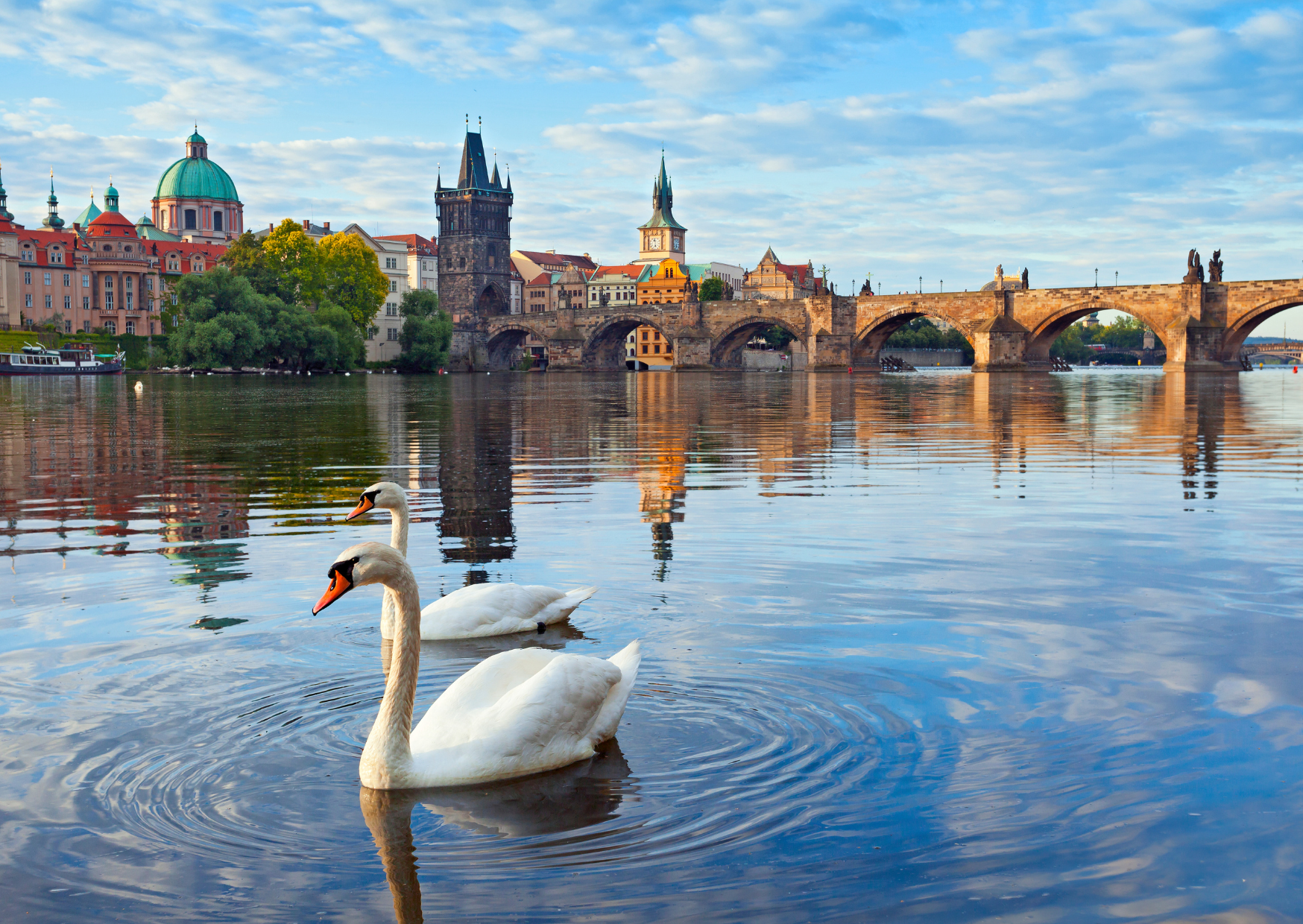 Why Americans Pay 400 More at This Famous Prague Tourist Site 5