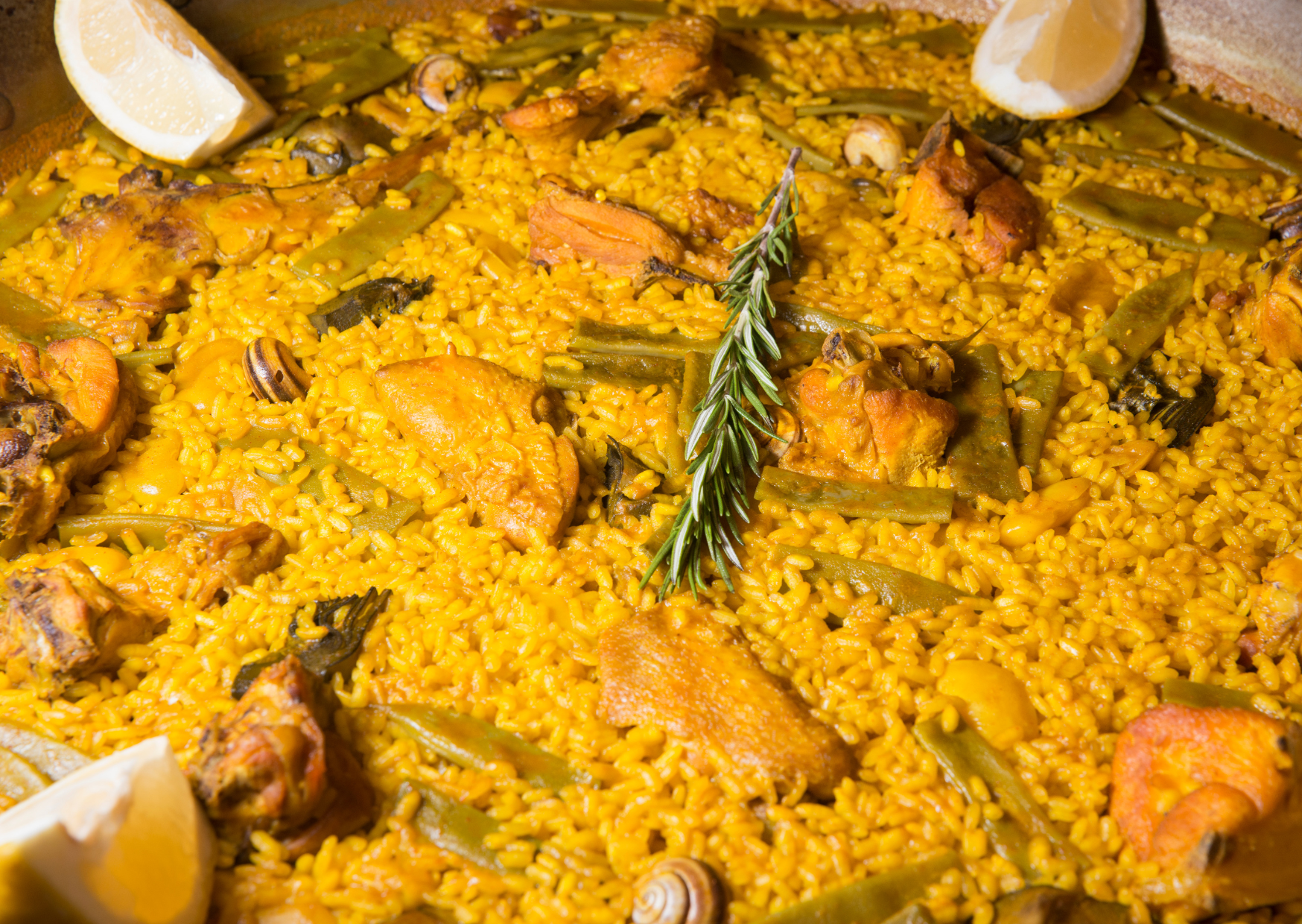 The Valencian Paella Method Americans Keep Overcomplicating 1 Paella rules 2 1