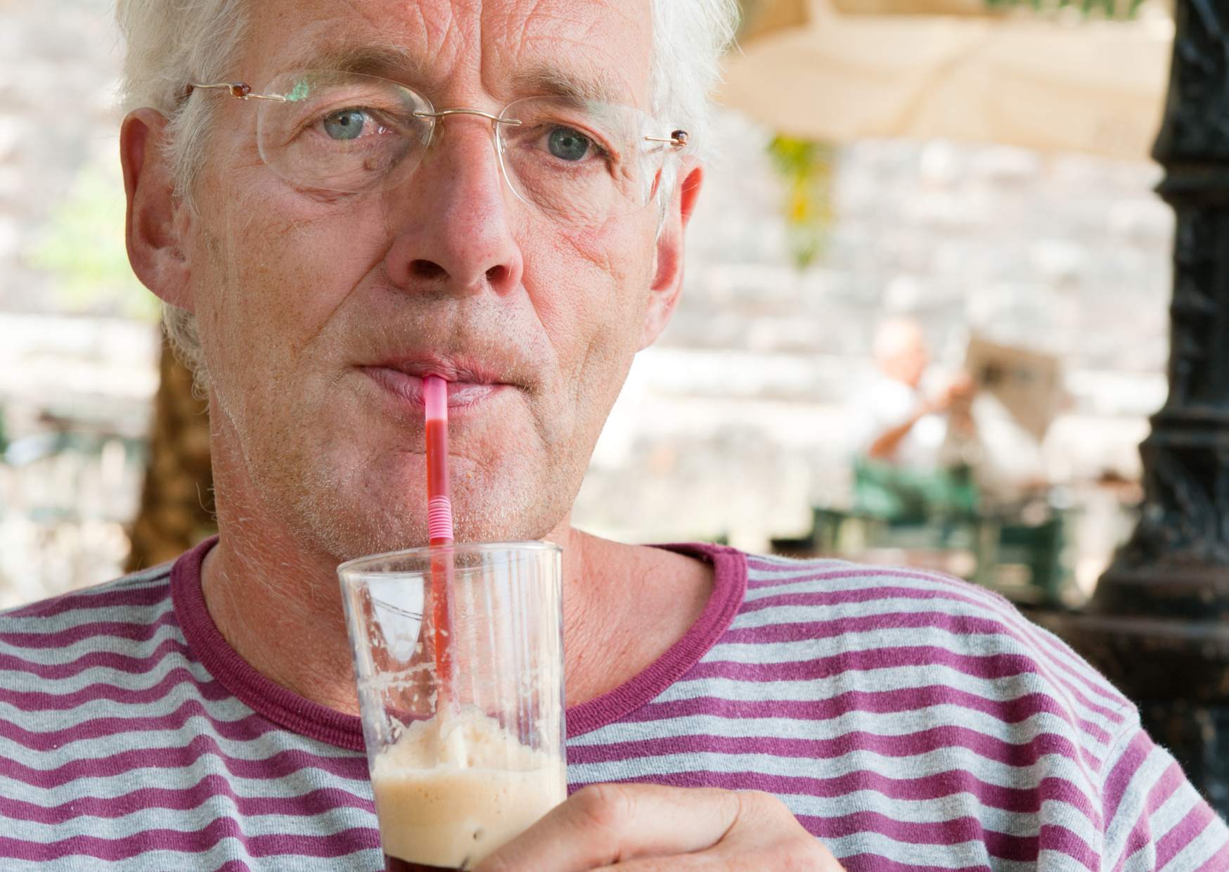 Why Greeks Drink Coffee at 6 PM and Sleep Better Than Americans Who Stop at Noon 1 greek drinking coffee 2