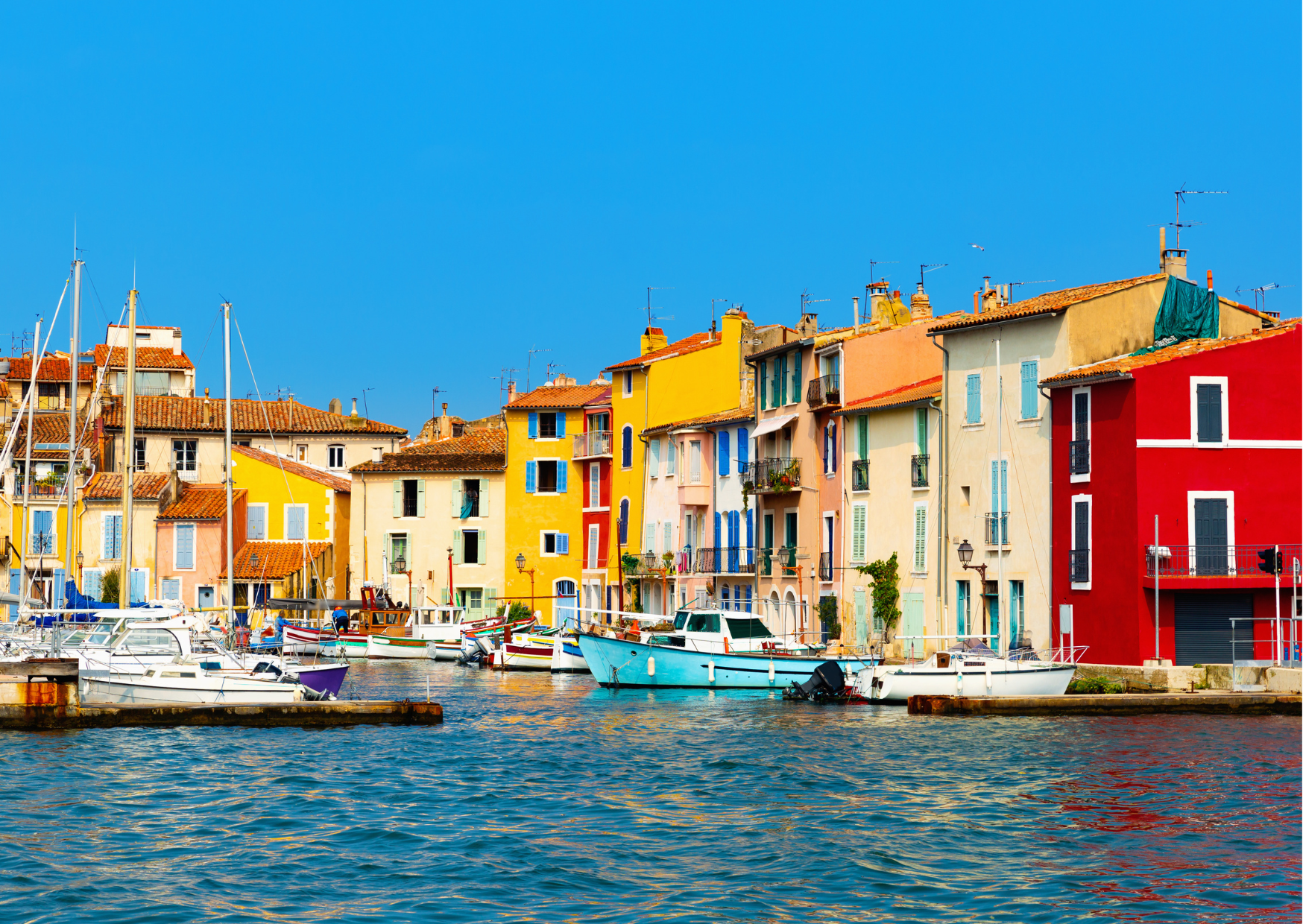 8 Countries That Want American Pension Income: Requirements Inside 3 South of France 4