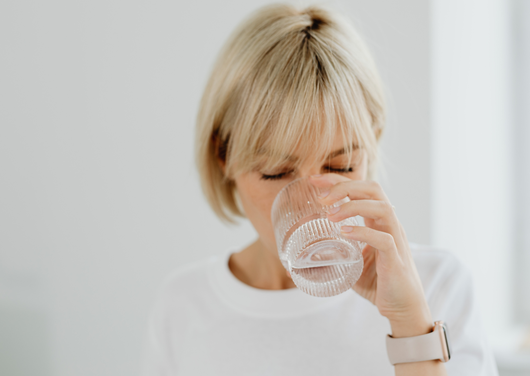 The Italian Morning Habit That Completely Reframed My Acid Reflux Routine: I Drank Lemon Water the Italian Way for 60 Days Then Closed the Antacid Bottle 4 Italian lemon water 5
